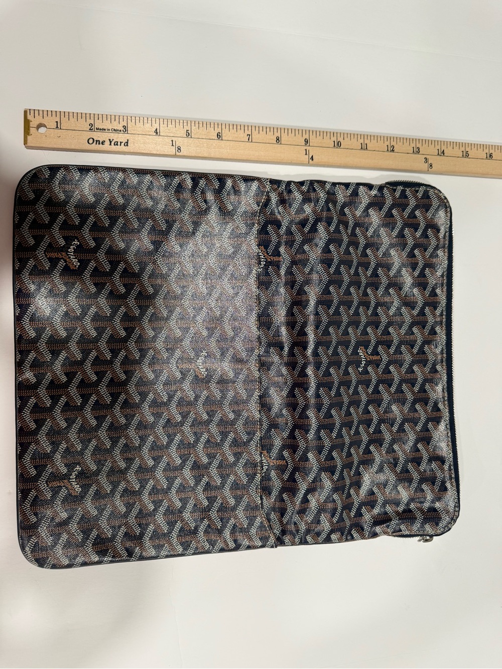 Goyard Navy and Brown Goyardine Zip Clutch - Picture 7 of 11